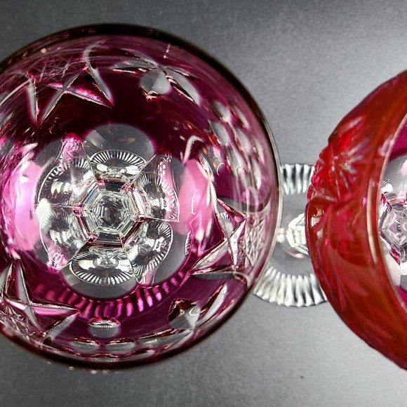 Sold at Auction: 4pc Bayel Crystal Vineyard Grape Wine Glass Set Vintage - Pair - Cut-Crystal Wine Glasses - Vineyard Grape by Bayel - Pink